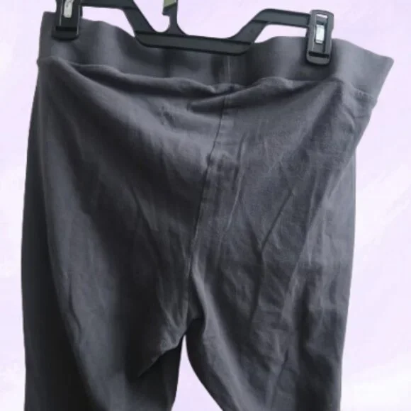 Torrid solid basic simple plain leggings plus size activewear in gray size 2 (2X - Picture 8 of 13